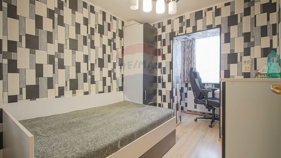 COMISION 0 | Ap 3 camere decomandat | Mobilat Utilat | Triaj