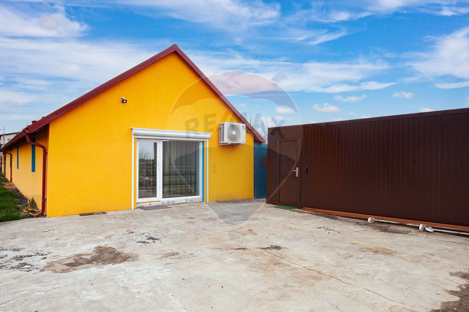 Casă renovată modern cu 3 camere de vânzare Frumușeni Arad