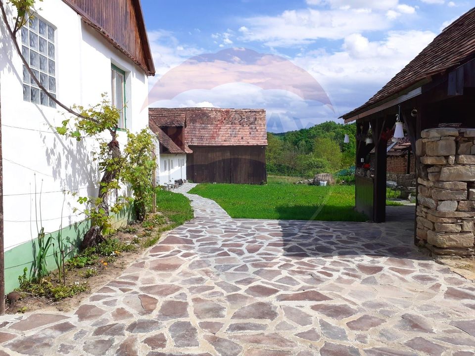 Casă săsească cu două spații de oaspeți - Transilvania