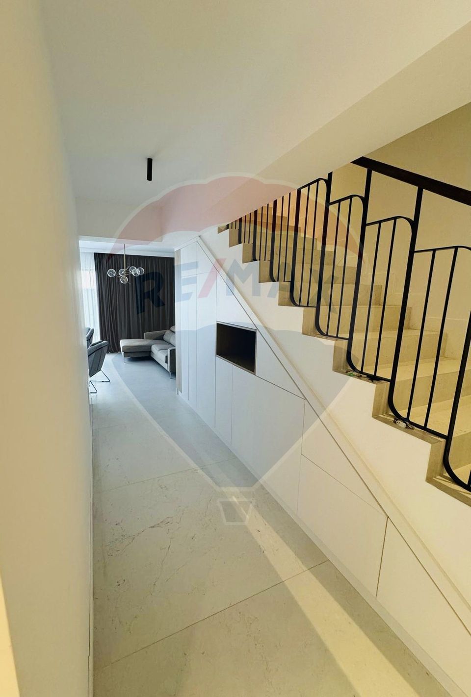 4 room House / Villa for sale