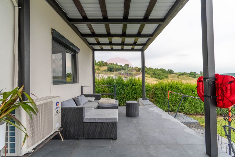 Detached House for Sale / 900 sqm Land, Popesti, Cluj