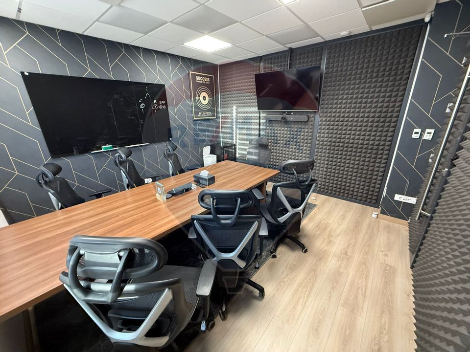 800sq.m Office Space for rent, Europa area