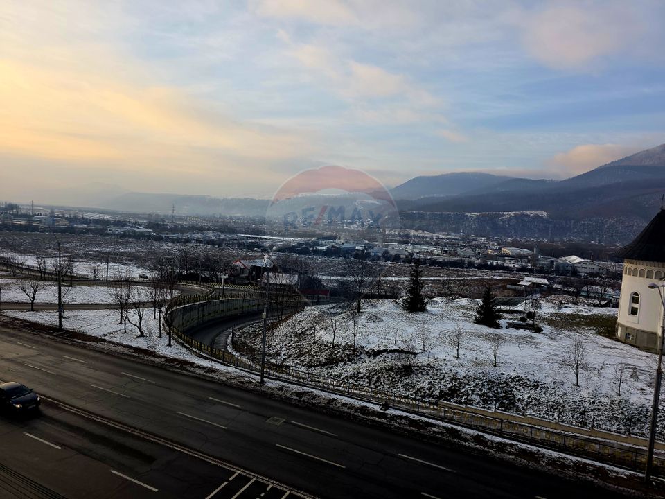 Apartament cu 2 camere de vânzare în zona 1 Mai