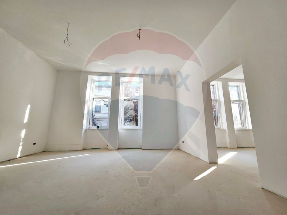 103sq.m Commercial Space for rent, Central area