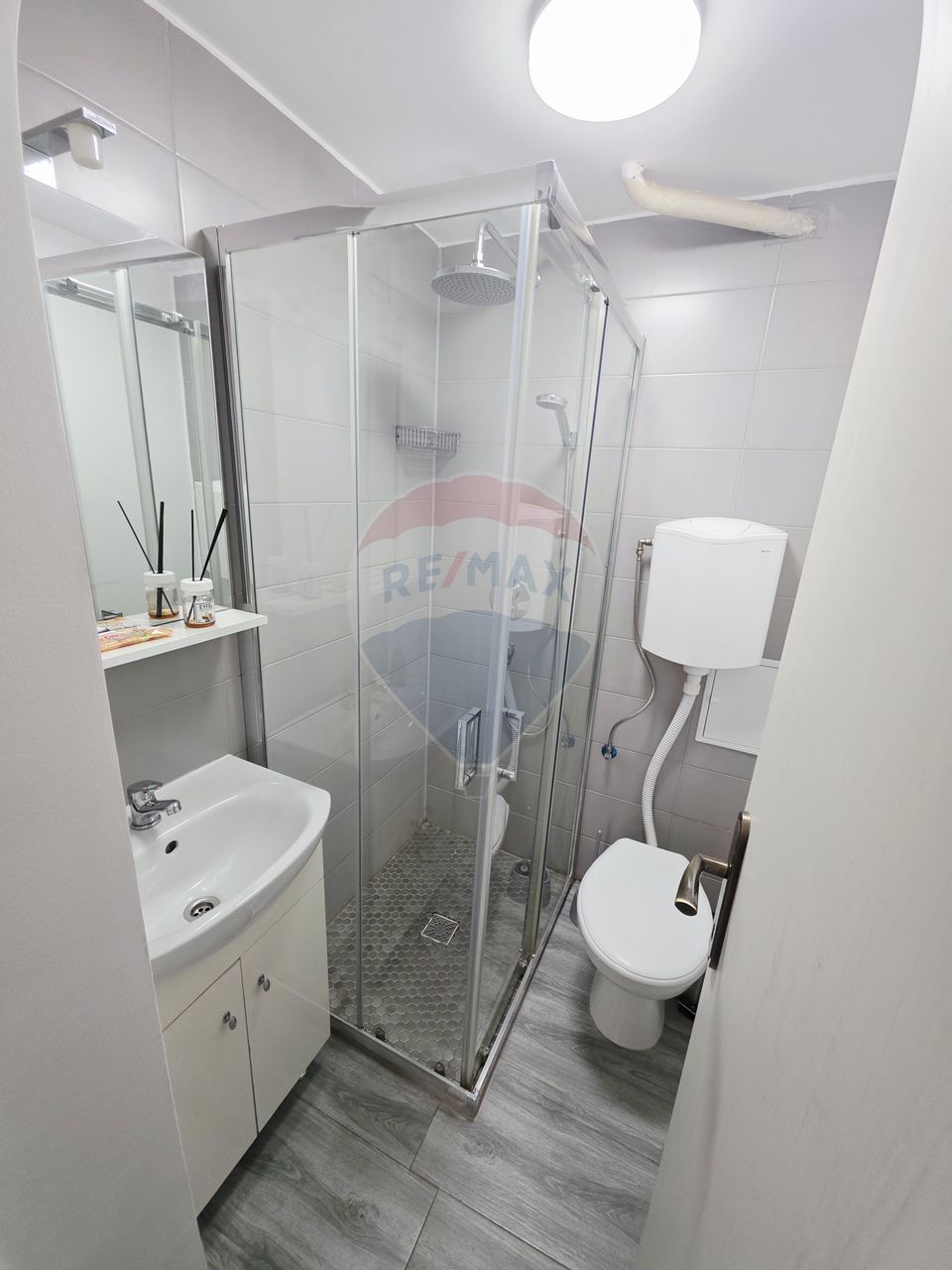 Apartament cu 1 camere în zona 1 Mai