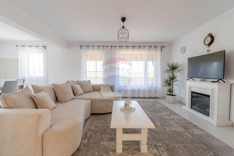 5 room House / Villa for sale