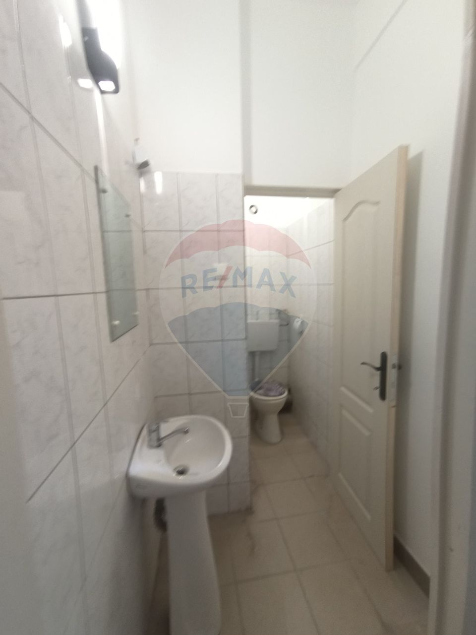 Spatiu comercial ultracentral de inchiriat!