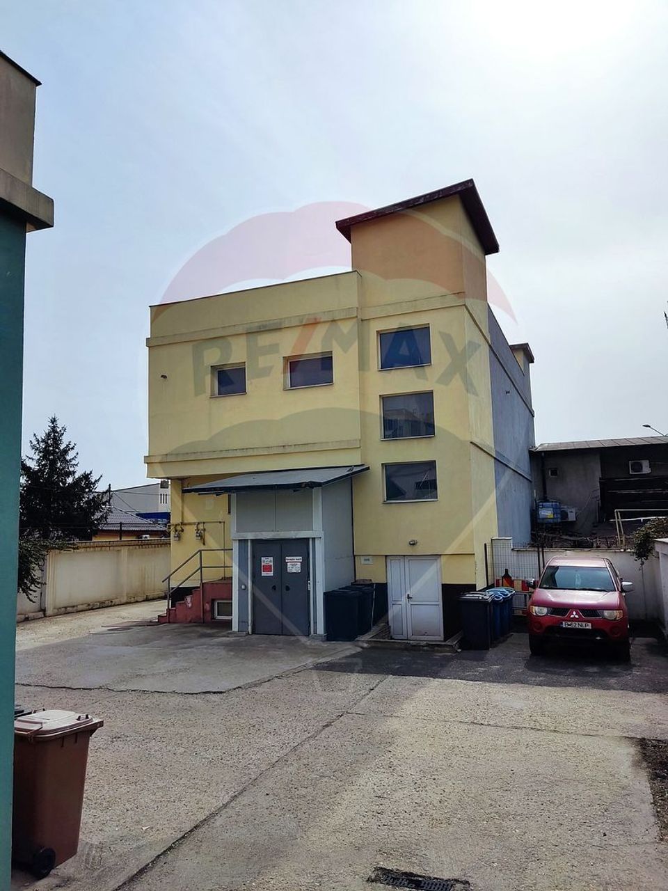 254sq.m Commercial Space for rent, Giurgiului area