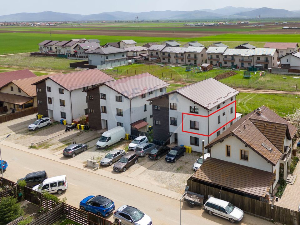 Apartament 3 camere de închiriat, Sanpetru, Lempes