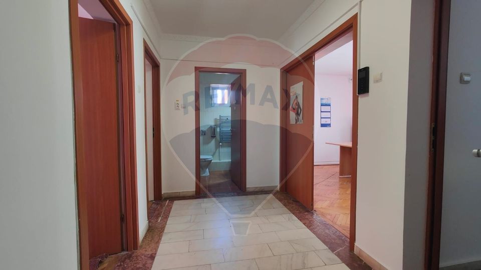 Spatiu de birouri de inchiriat central Constanta