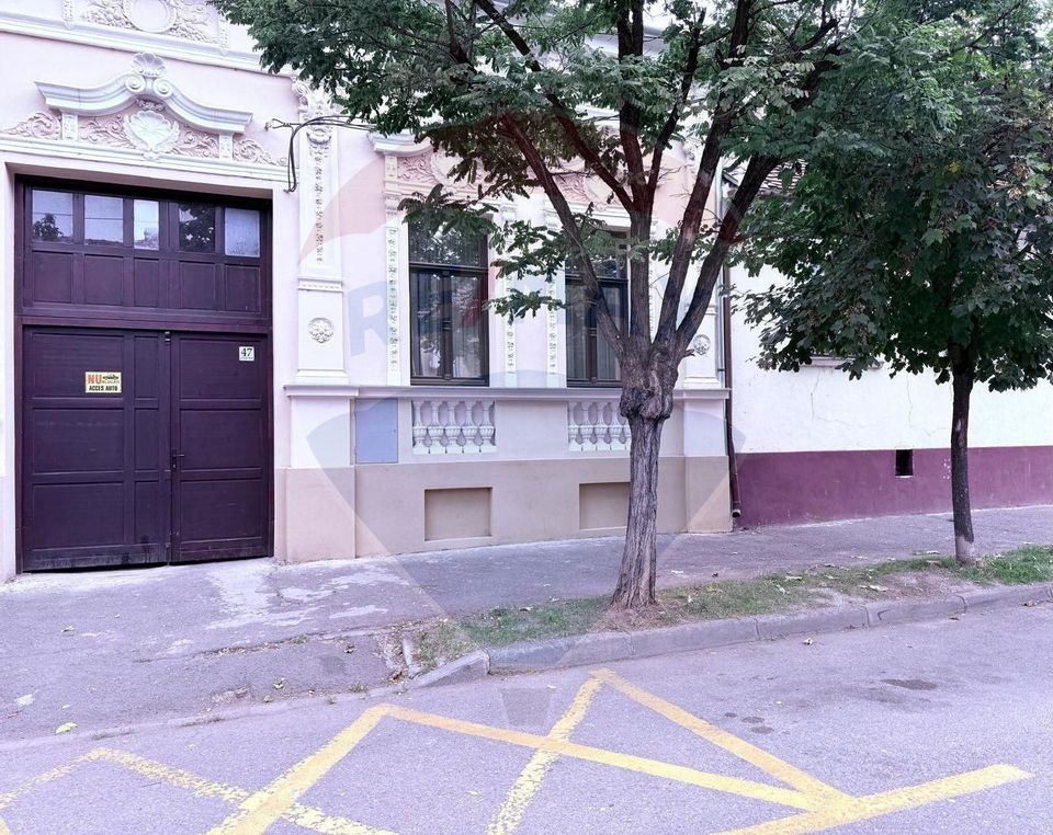 Apartament de închiriat ultracentral - Str Cuza Vodă