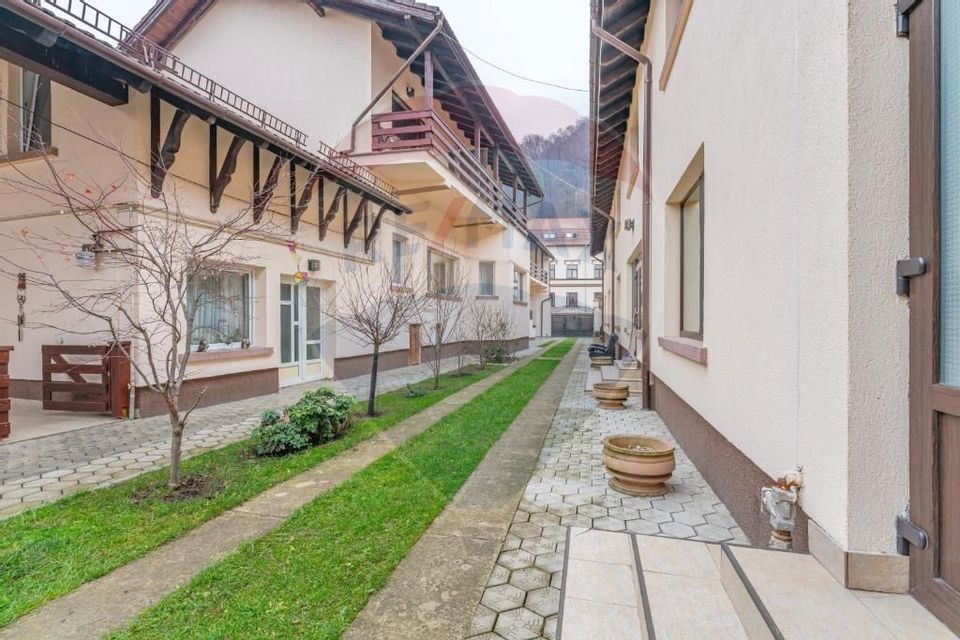 18 room Hotel / Pension for sale, Central area