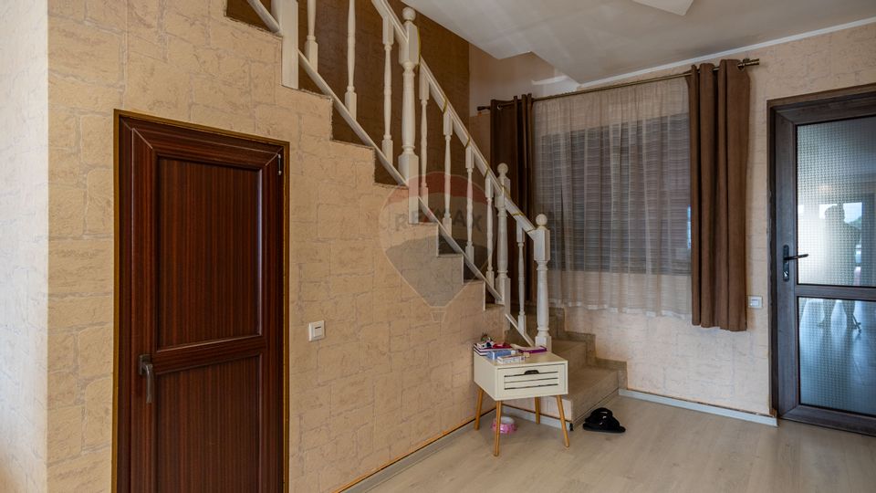 CASA 3 CAMERE LA PRET DE APARTAMENT | 347 MP TEREN | RASNOV