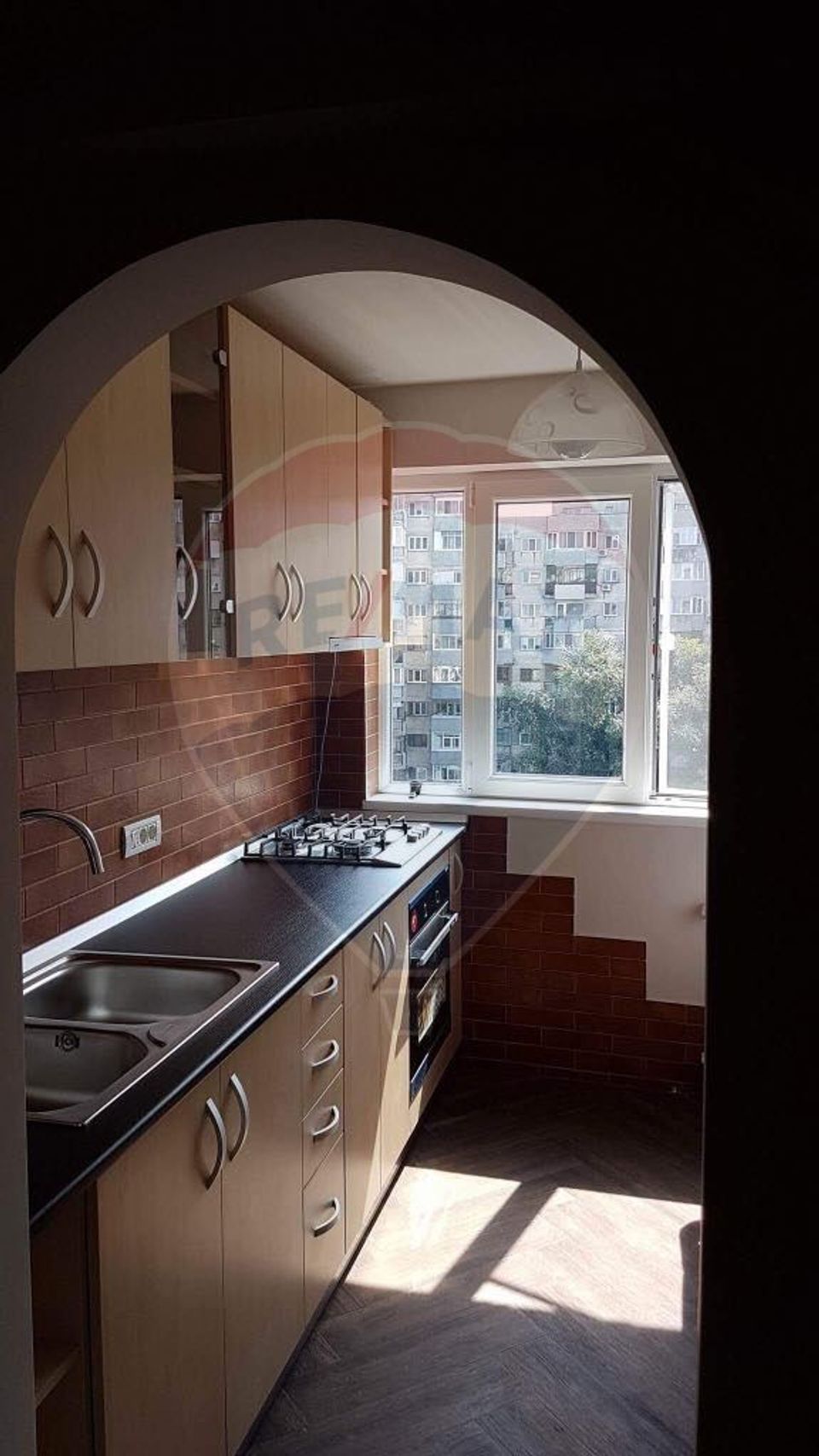 Apartament cu 2 camere de închiriat în zona Militari