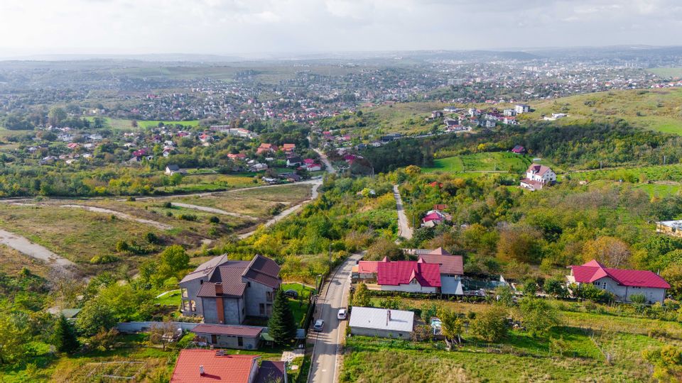 Casă / Vilă deosebită de Vânzare în Bucium, Iași - View Panoramic