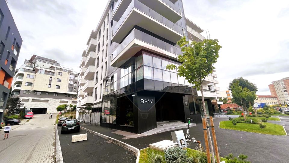 105sq.m Commercial Space for rent, Central area