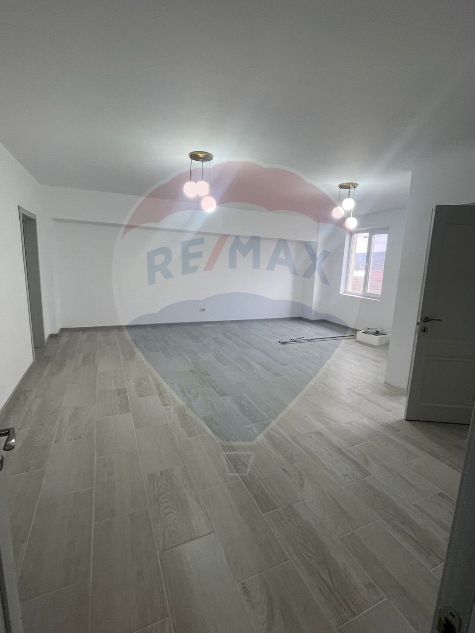 437sq.m Commercial Space for rent