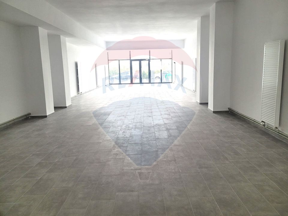 160sq.m Commercial Space for rent, Titan area