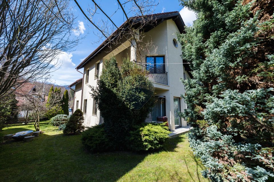 Vilă individuală de excepție | Green Valley, Brașov | Cartier privat