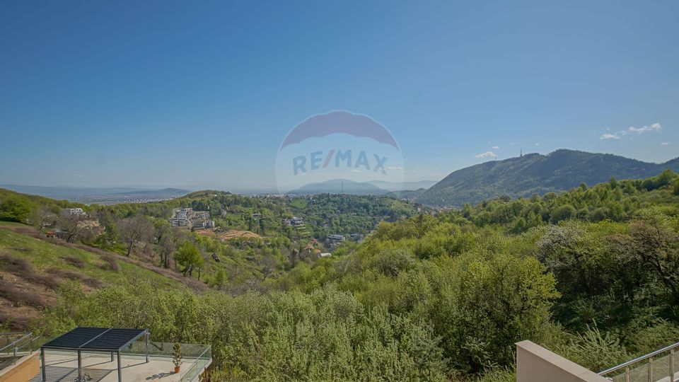 Apartament situat pe Drumul Poienii, panorama de vis