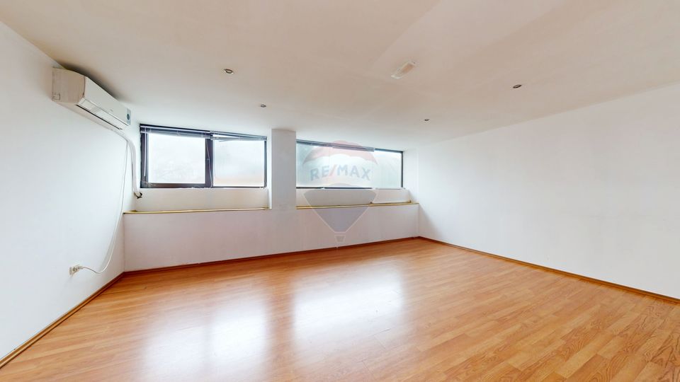 340sq.m Commercial Space for rent, Centrul Istoric area