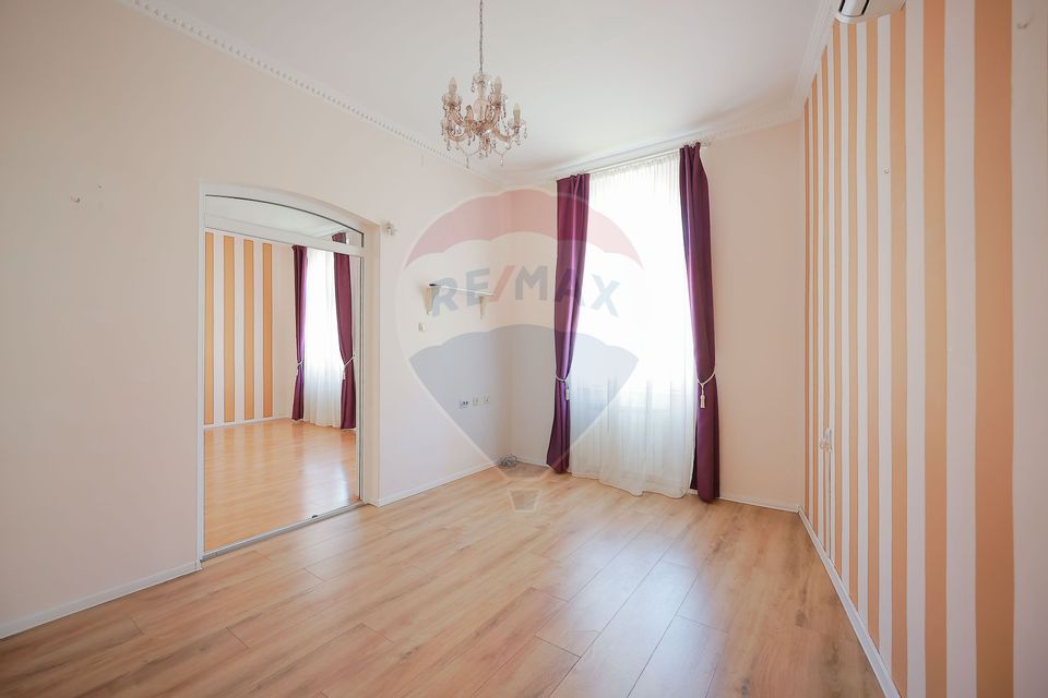 Spațiu comercial de 146 mp, Ultracentral, de Închiriat