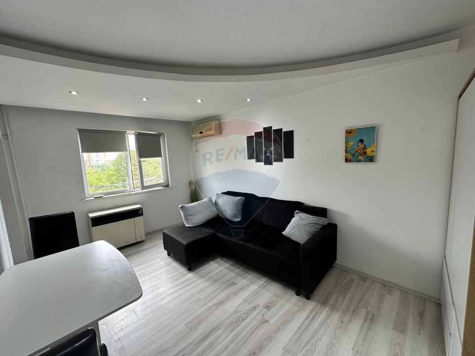 DE VANZARE - GARSONIERA  str. Motorului