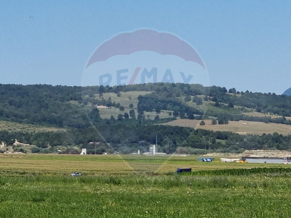 Land 16,391sqm Rasnov / Est