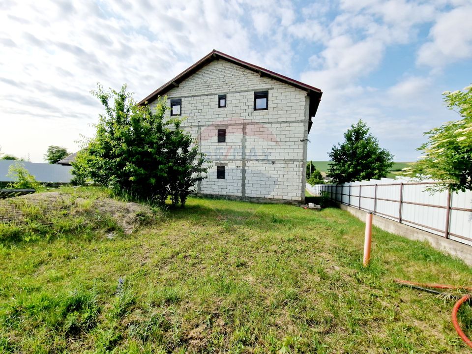 15 room House / Villa for sale