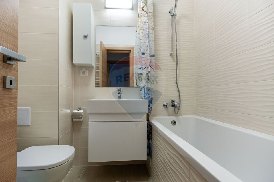 Studio with open view in ISG III - Filaret