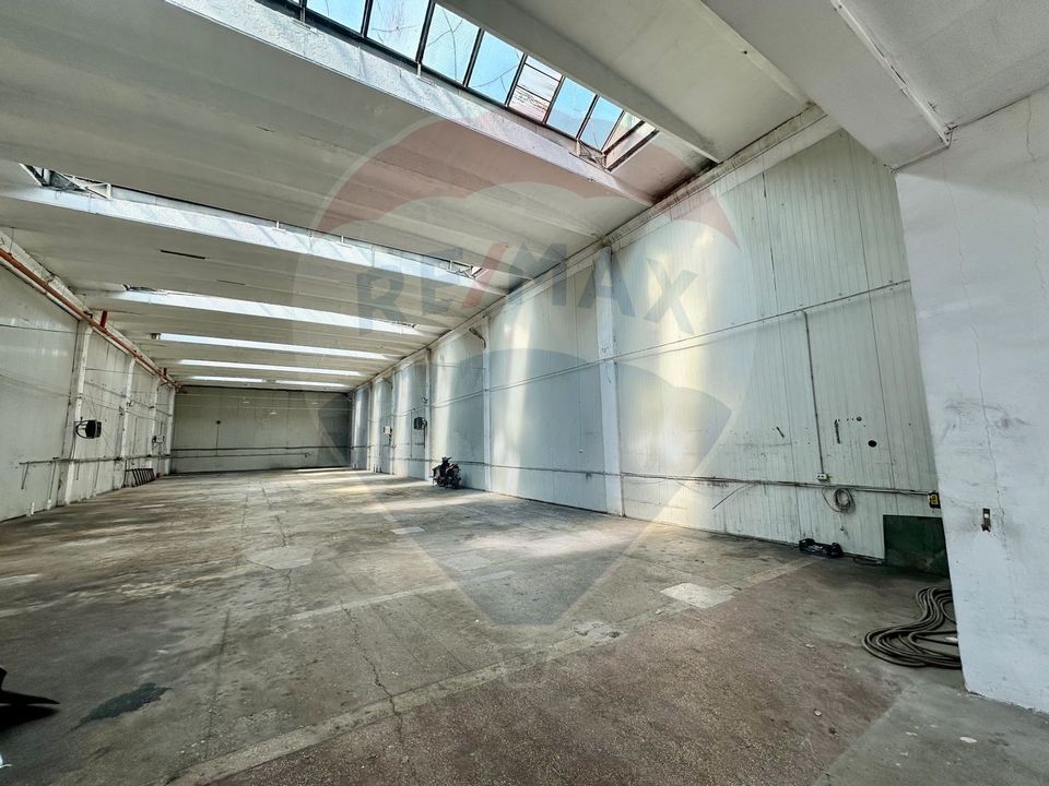 558sq.m Industrial Space for sale, Sud area