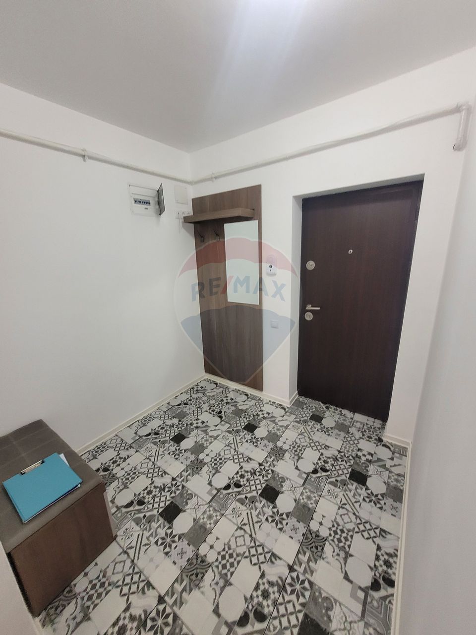 Apartament de inchiriat 3 camere loc parcare zona Doamna Stanca