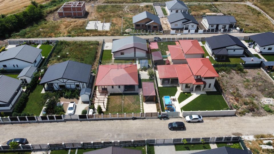 Casă / Vilă 4 camere Green field residence