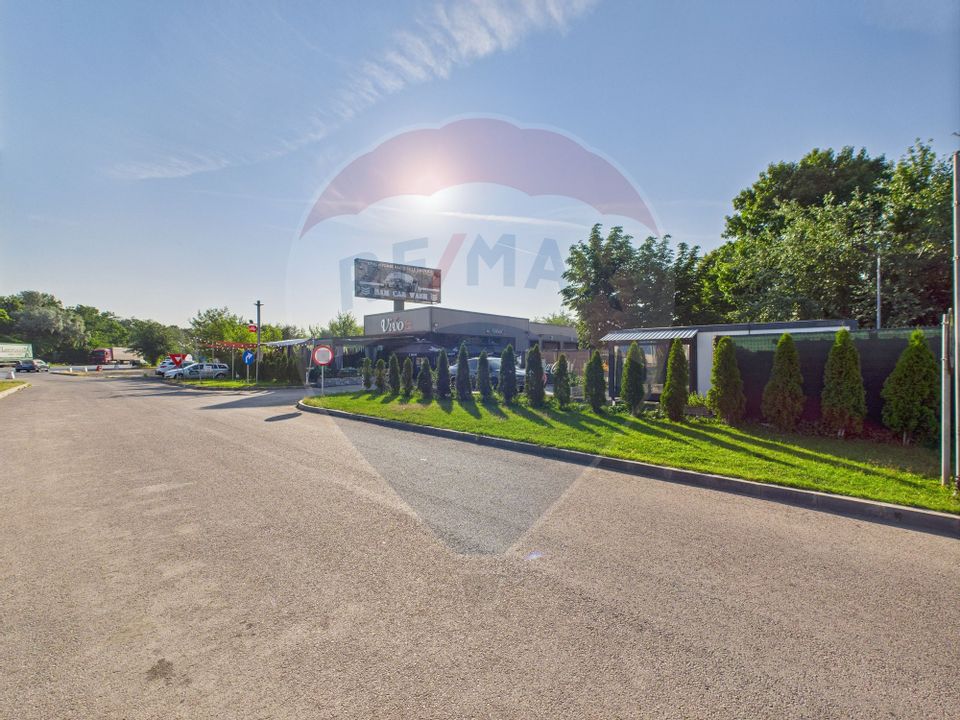 Multifunctional Streetfront Comercial Space Near Demean, Slobozia