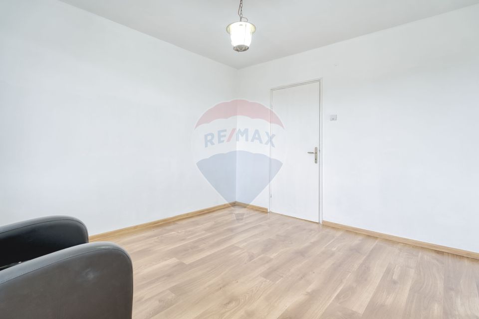 REZERVAT ! Apartament cu 2 camere de vânzare în zona 15 Noiembrie
