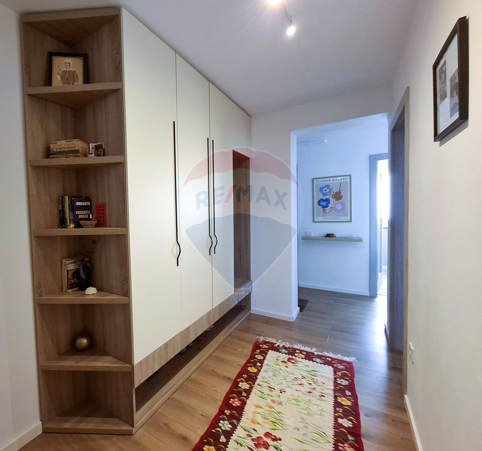 Apartament cu 3 camere de vânzare Calea Șurii Mici