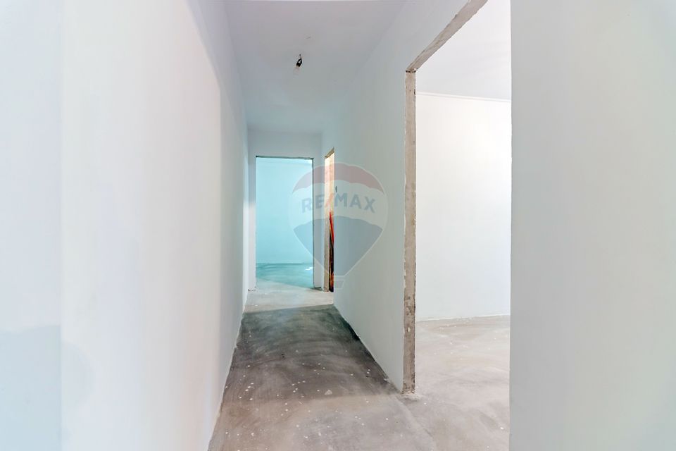 Apartament cu 3 camere de vânzare/Brancoveanu/