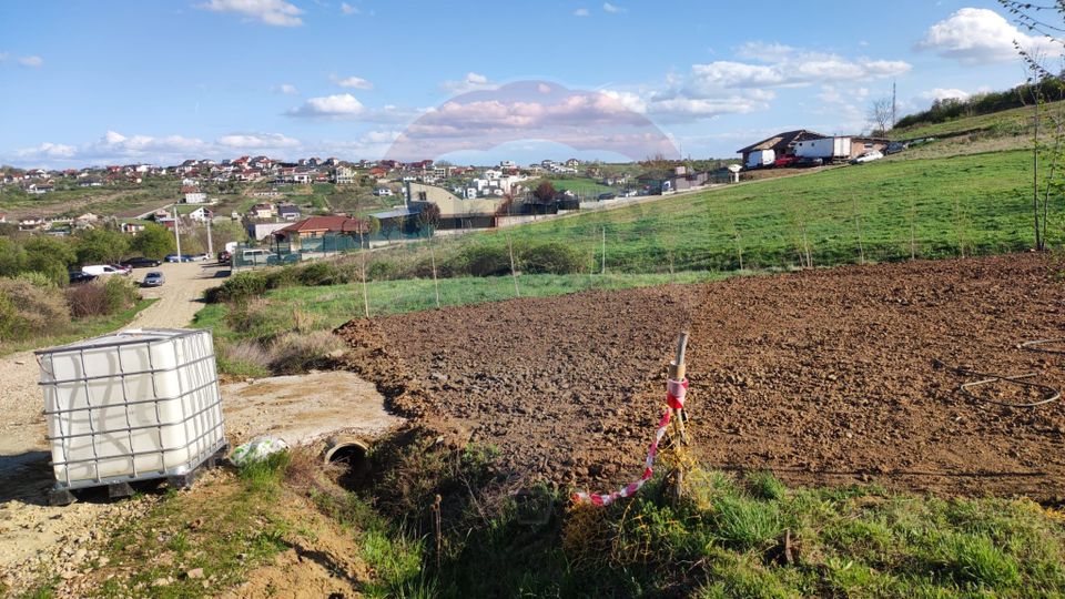 Vânzare teren intravilan 1,200mp Oradea, zona Doja - Hanul Pescarilor