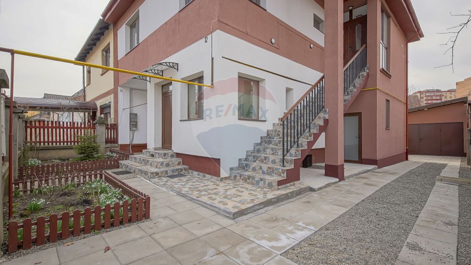 COMMISSION 0%| APARTMENT AT HOUSE| FOR SALE| 3 BEDROOMS| GARAJ|YARD|