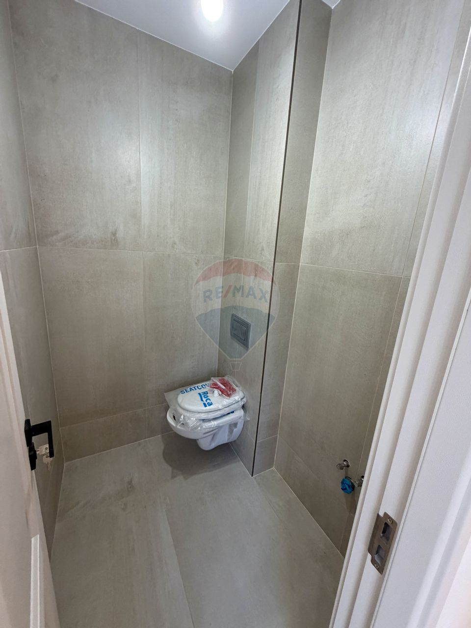 Casă / Vilă cu 4 camere de vânzare în zona Nord