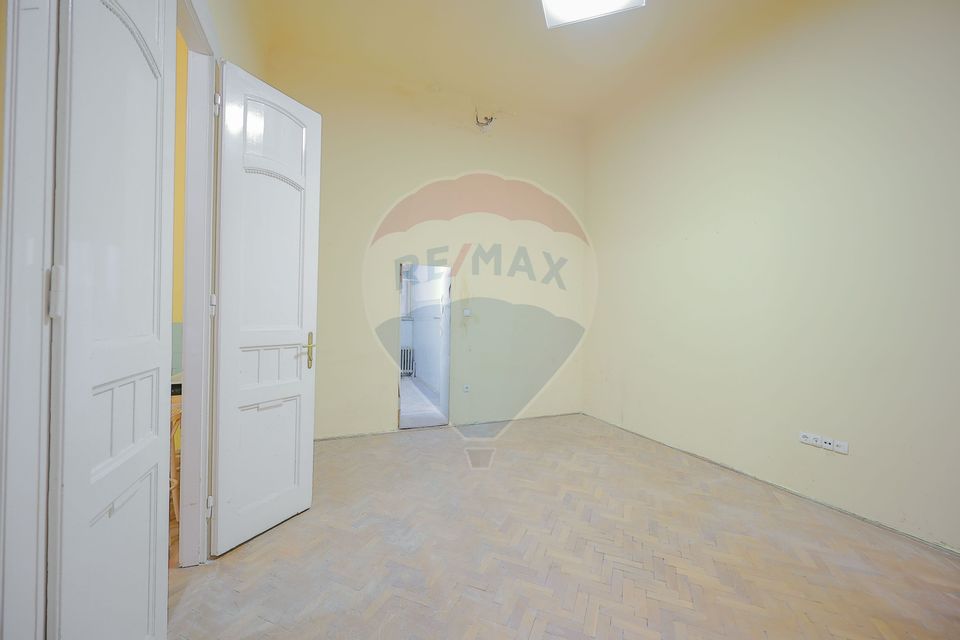 Apartament 1 camere, Palat Apollo, Pietonală Oradea, De Vânzare
