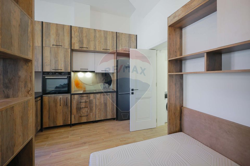 De vânzare 2 apartamente complet renovate Ultracentral