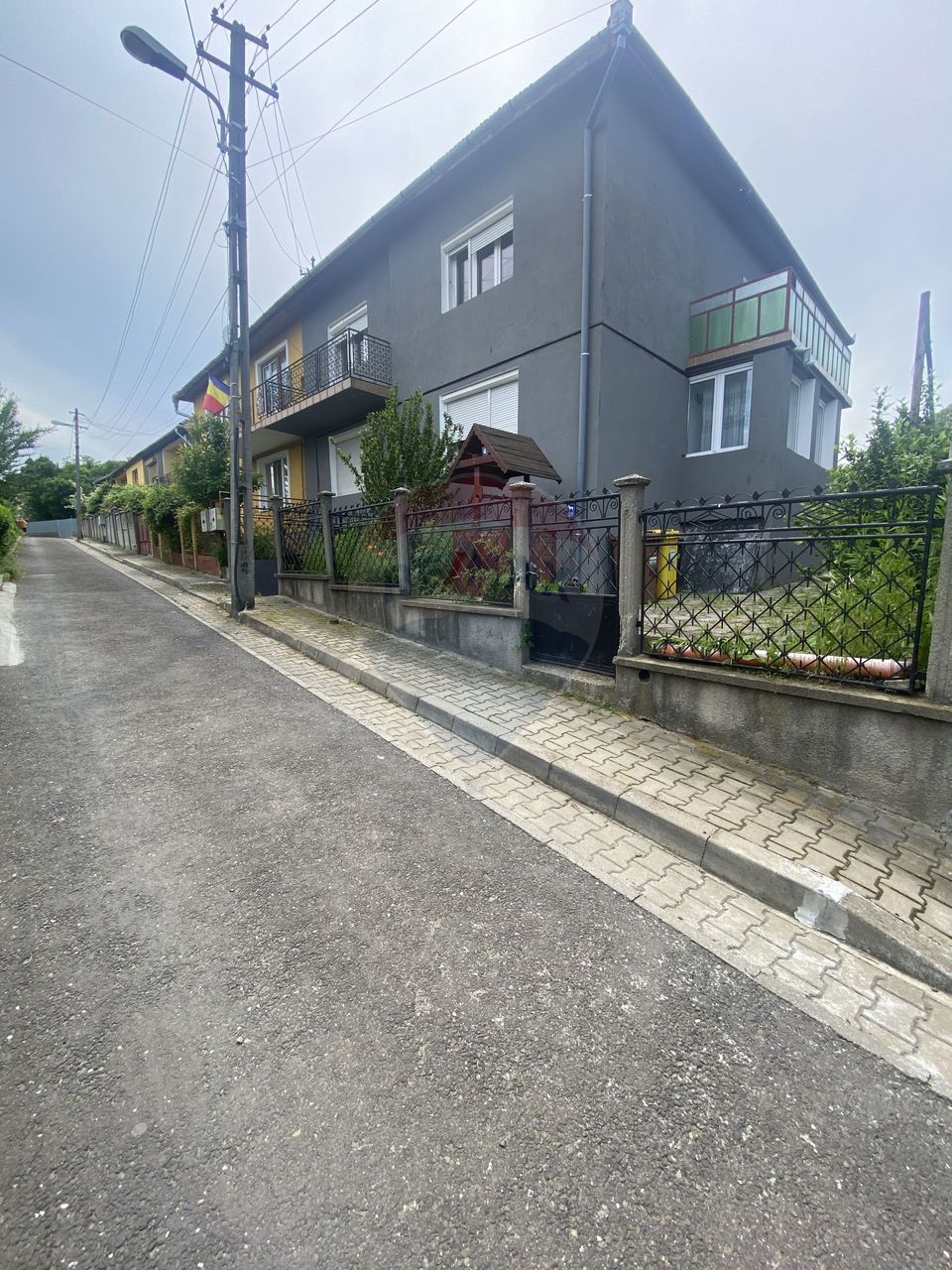 Duplex în zona barajului