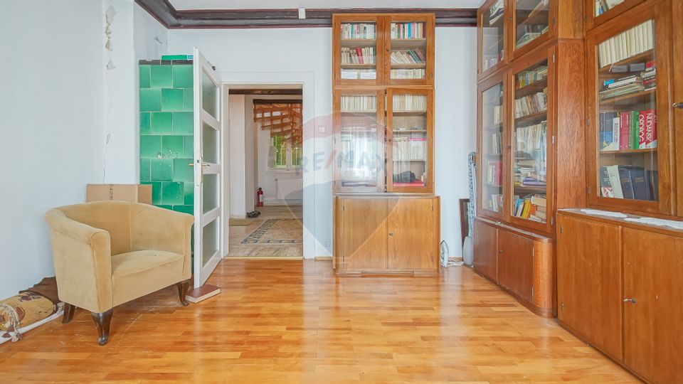 24 room House / Villa for sale, Schei area