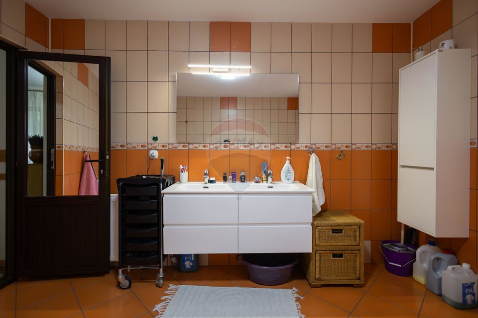 340sq.m Proprietate specială for sale