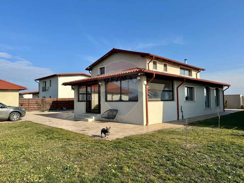7 room House / Villa for sale