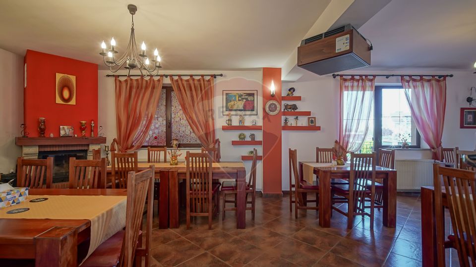 Casă / Vilă de vânzare în Râșnov, afacere-Pensiune clasificată