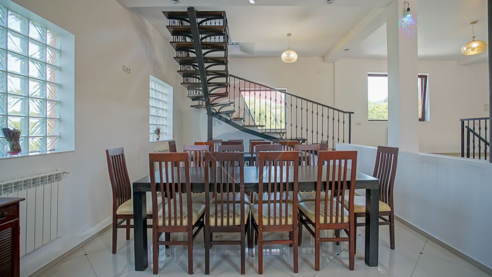 9 room House / Villa for rent, Turches area