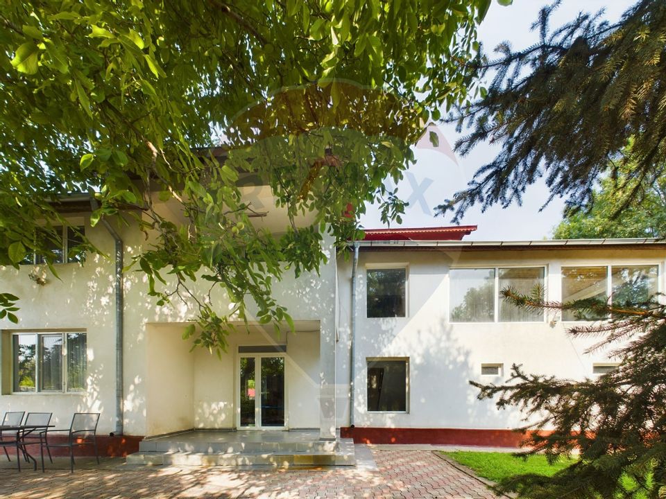 Casa de vanzare 5 camere | subsol, terasa, garaj | Tunari