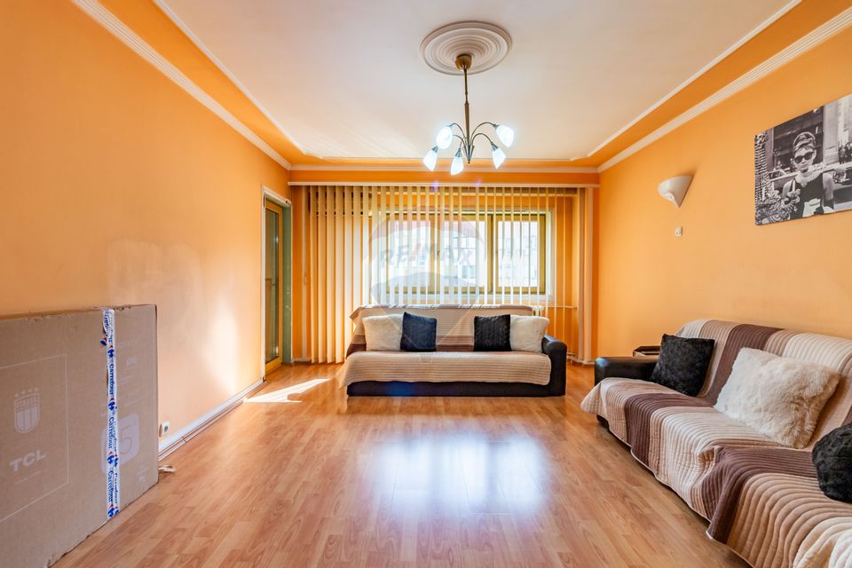 Apartament 3 camere de vânzare în 13 Septembrie - Marriott